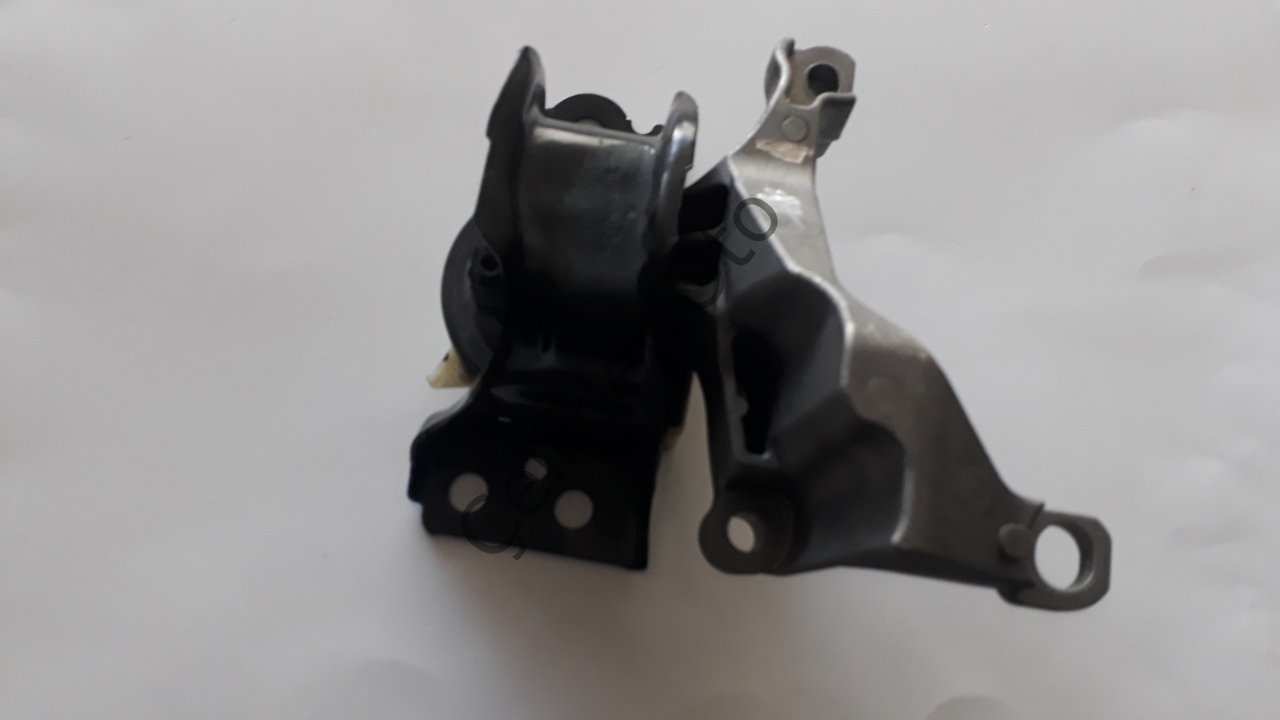 Sağ Üst Motor Takozu Clio 3 Modüs 1,4 1,6 16V 1,5Dci K9K 112106619R