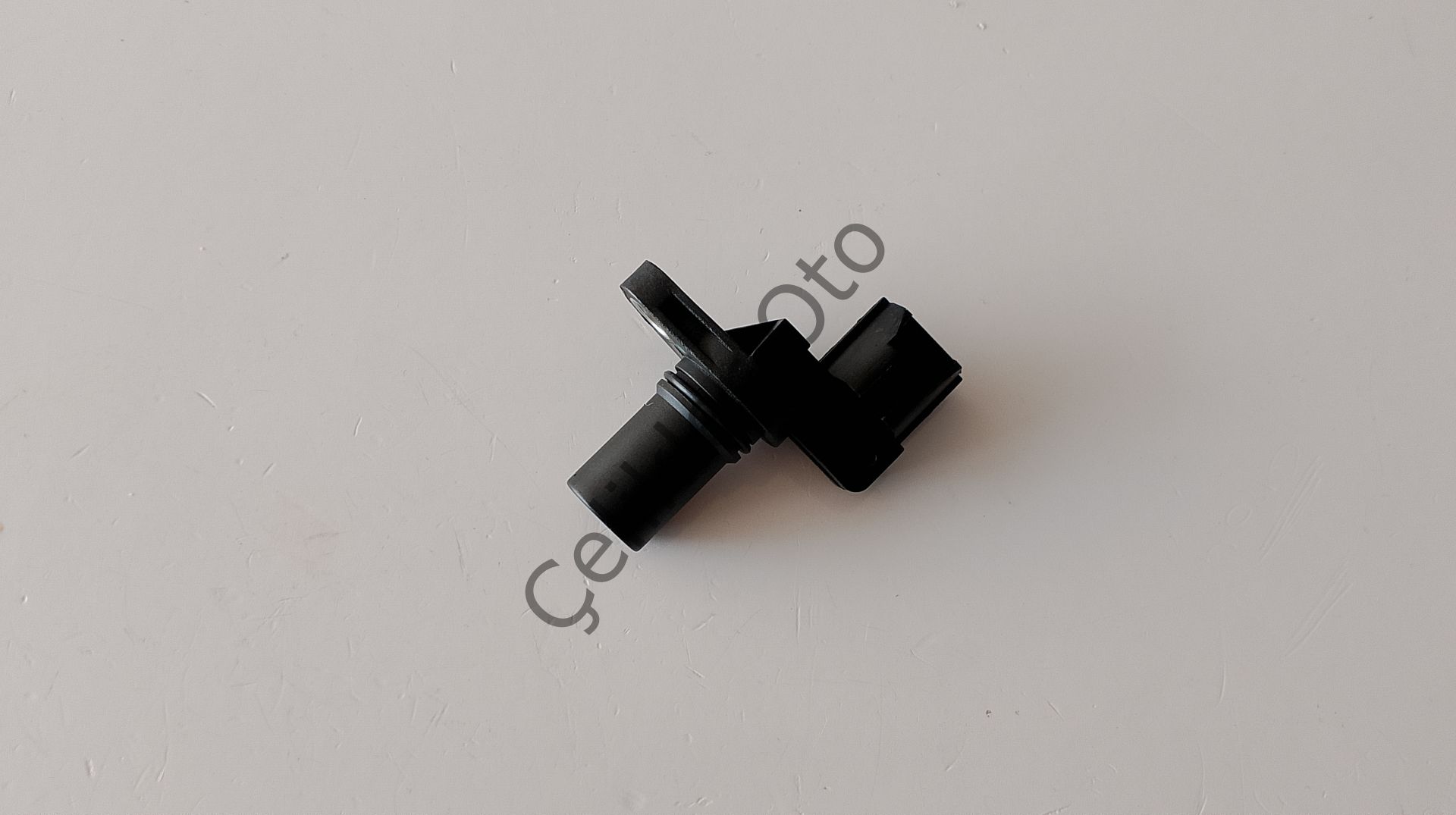 Eksantrik Mil Sensörü Kaptörü S40 V40 30874179