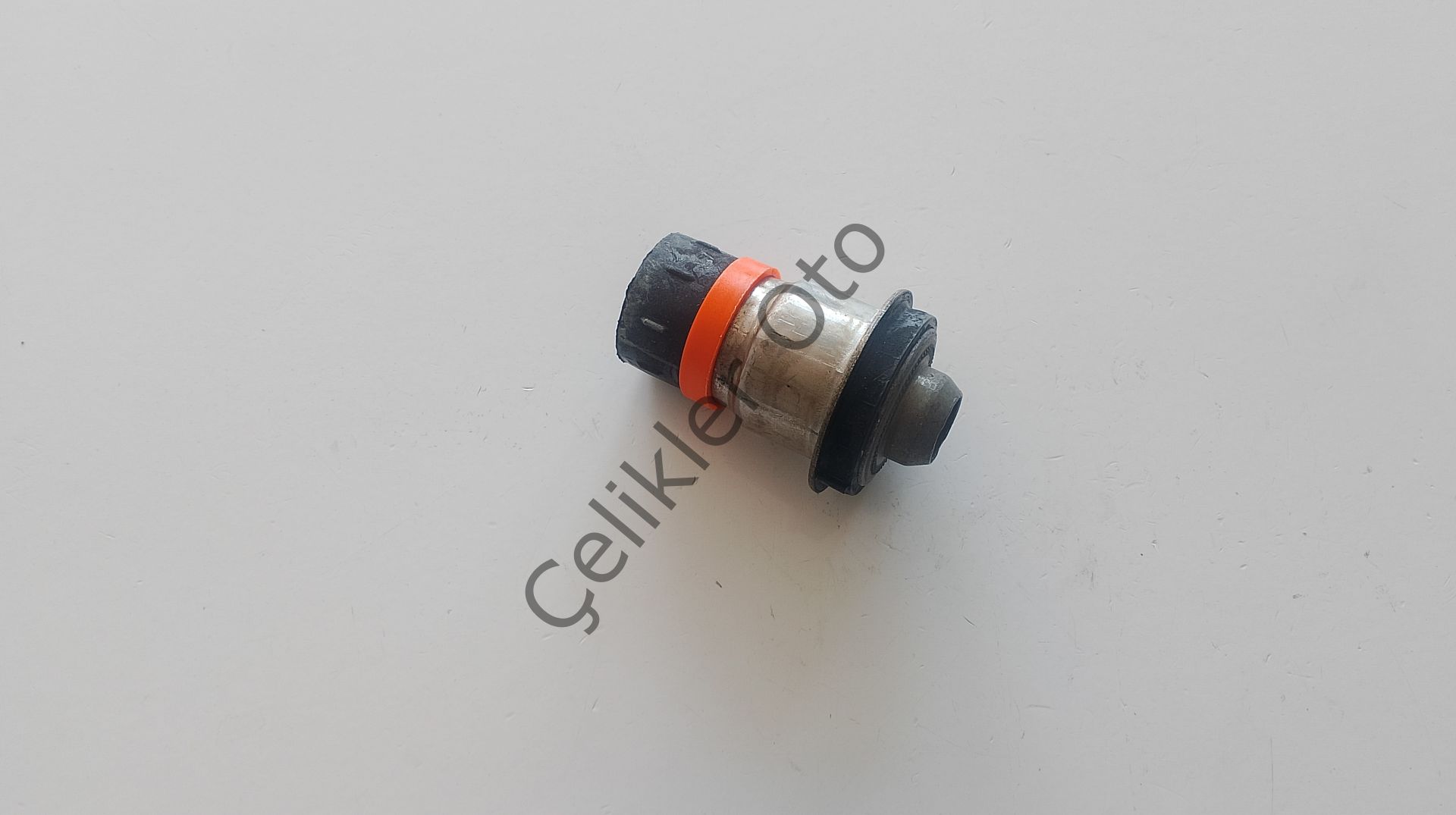 Beşik Travers Burcu Megane 2 Scenic 2 Clio 3 8200275524