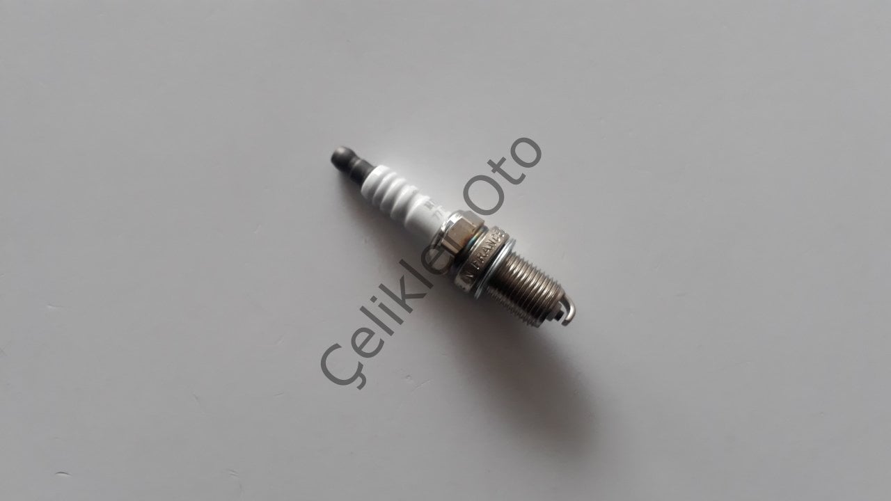Ateşleme Buji Clio Kango Megane Dacia Logan 1,4 1,6 8V E7J K7M 7700500180
