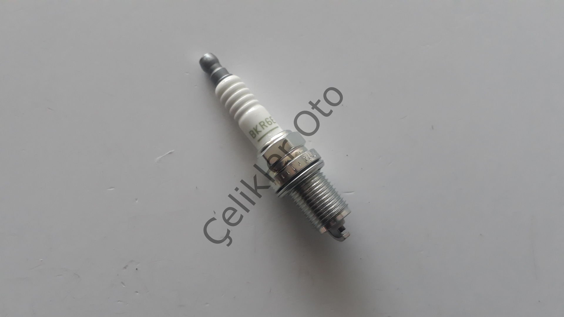 Ateşleme Bujisi S40 V40 S60 S80 V70 XC70 XC90 Turbosuz 8642660