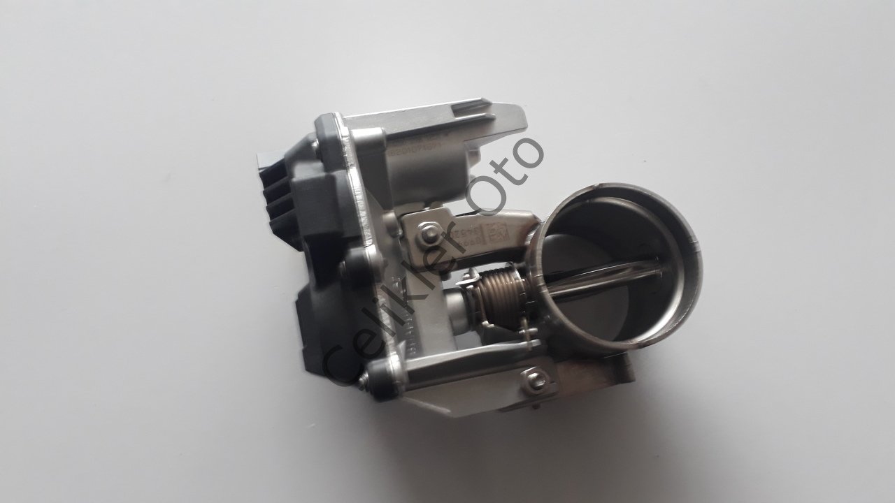 Egr Vanası Clio 4 Megane 3 Fluence Captur Scenic 3 147253272R