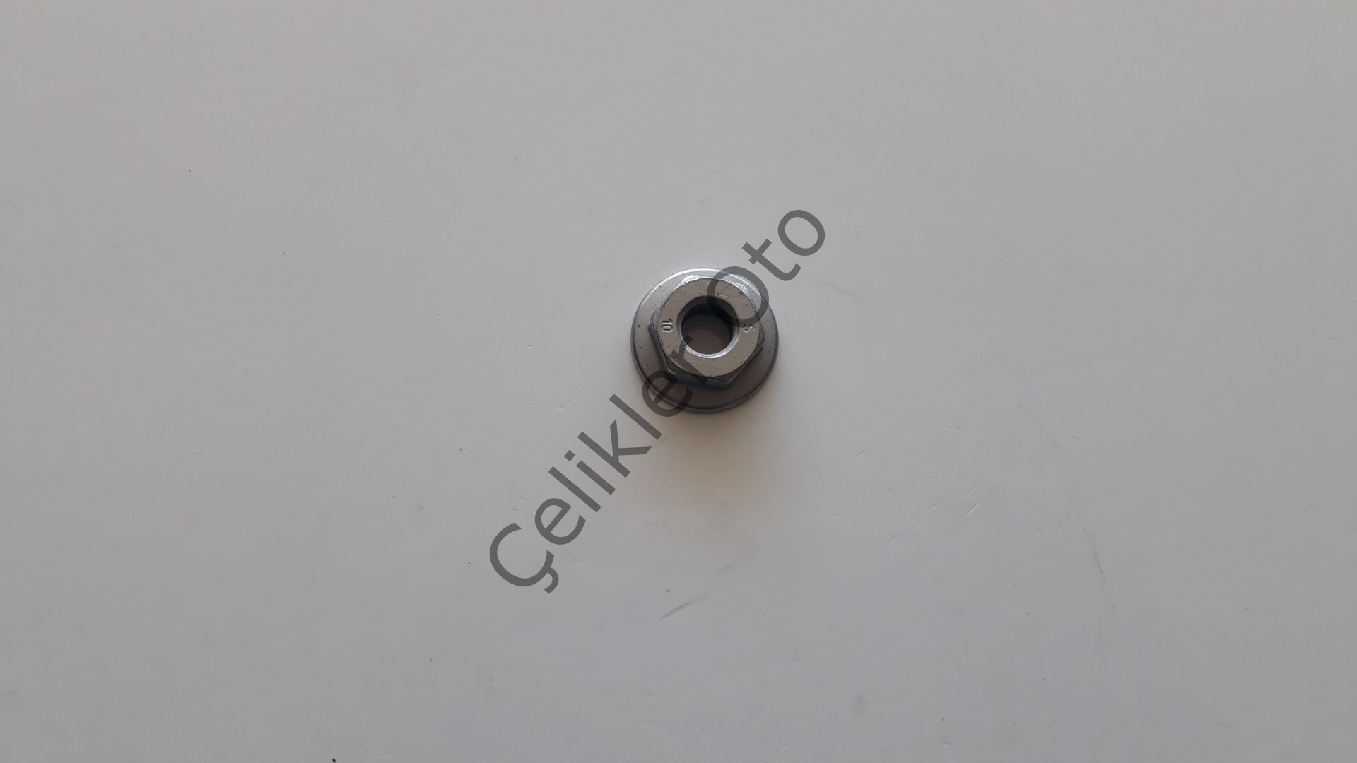 Eksantrik Mil Saplaması Somunu Clio Kango Megane Fluence 8200793248