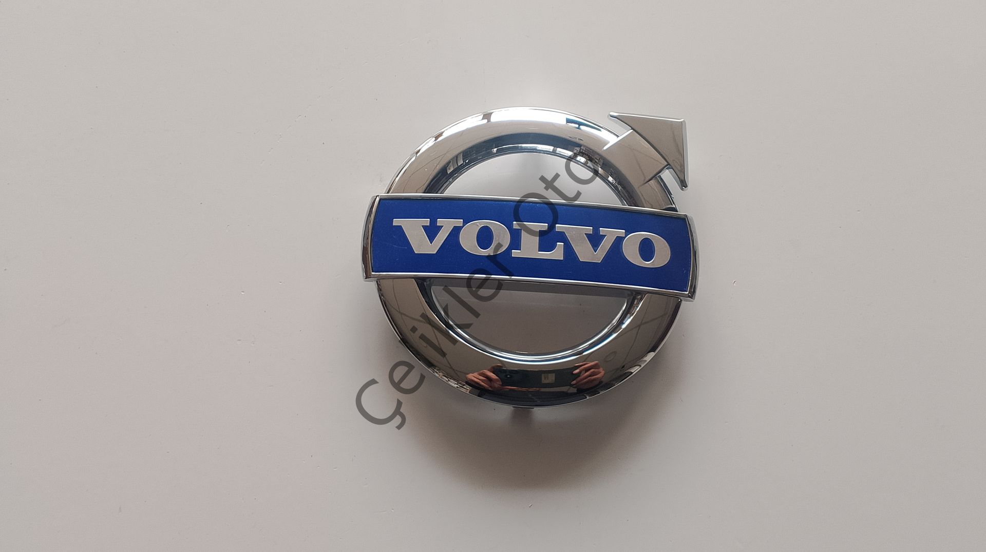 Ön Panjur Arması S60 V60 XC60 2014->31383030