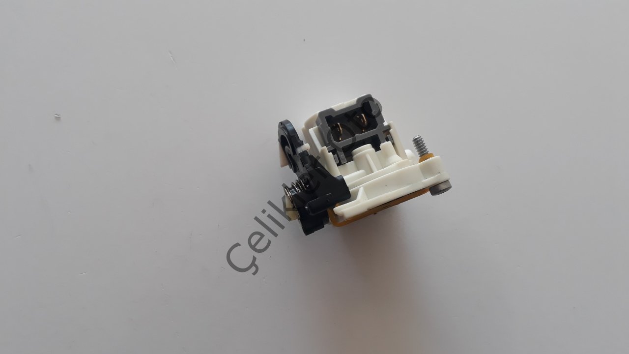 Bagaj Kilidi Motoru Clio Megane Scenic Thalia 8200060917