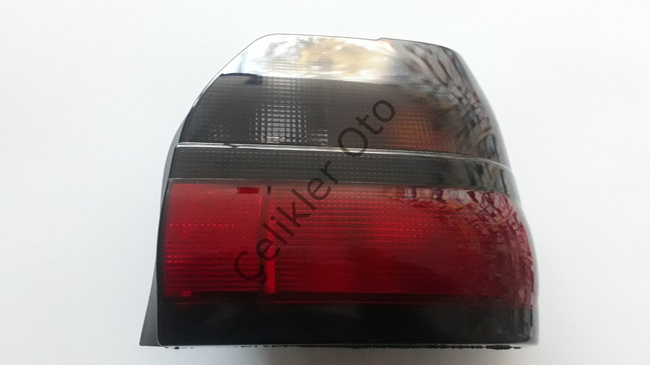 Sağ Stop Lambası Renault R19 Sedan 7702127395