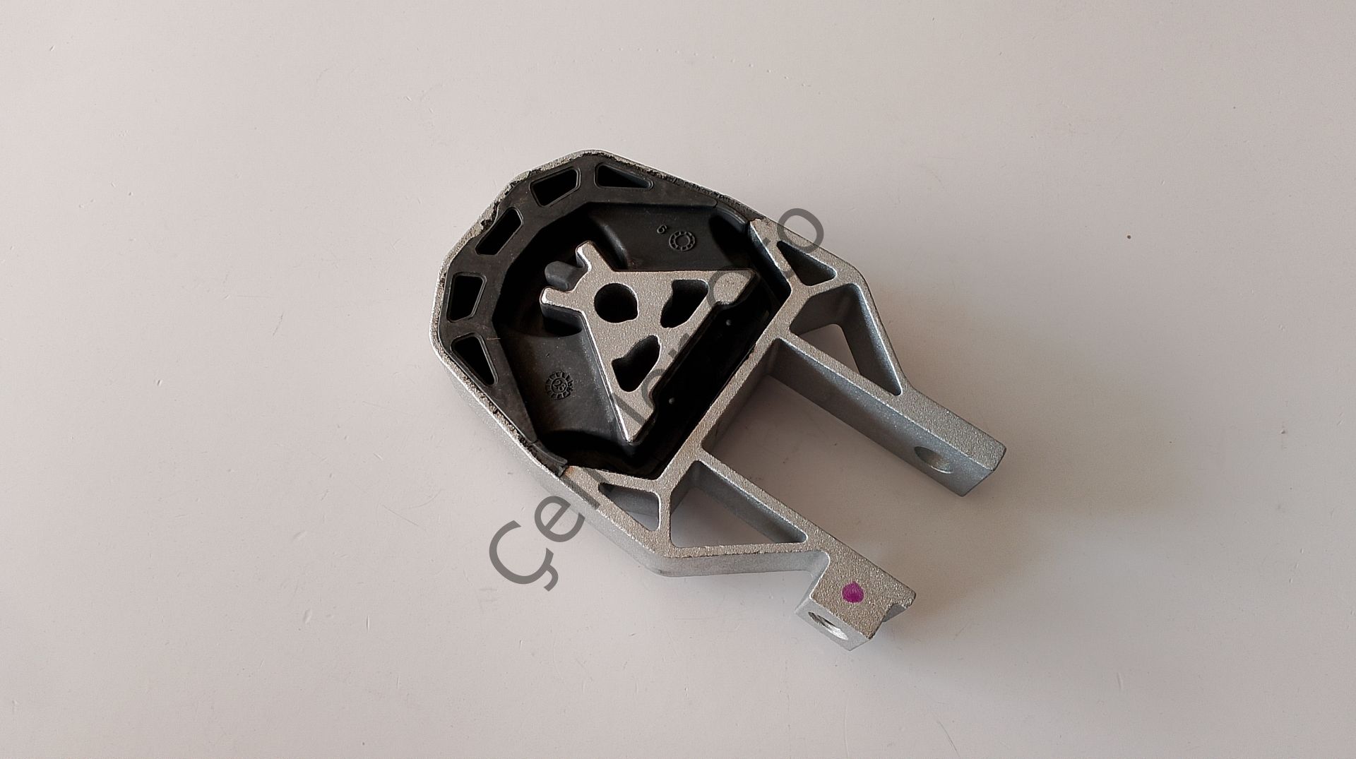 Motor Alt Şanzuman Takozu S40 V50 C30 2005->31277241