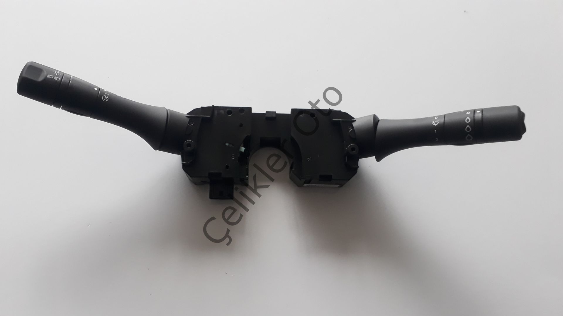 Far Silecek Kumanda Kolu Fluence 255670039R