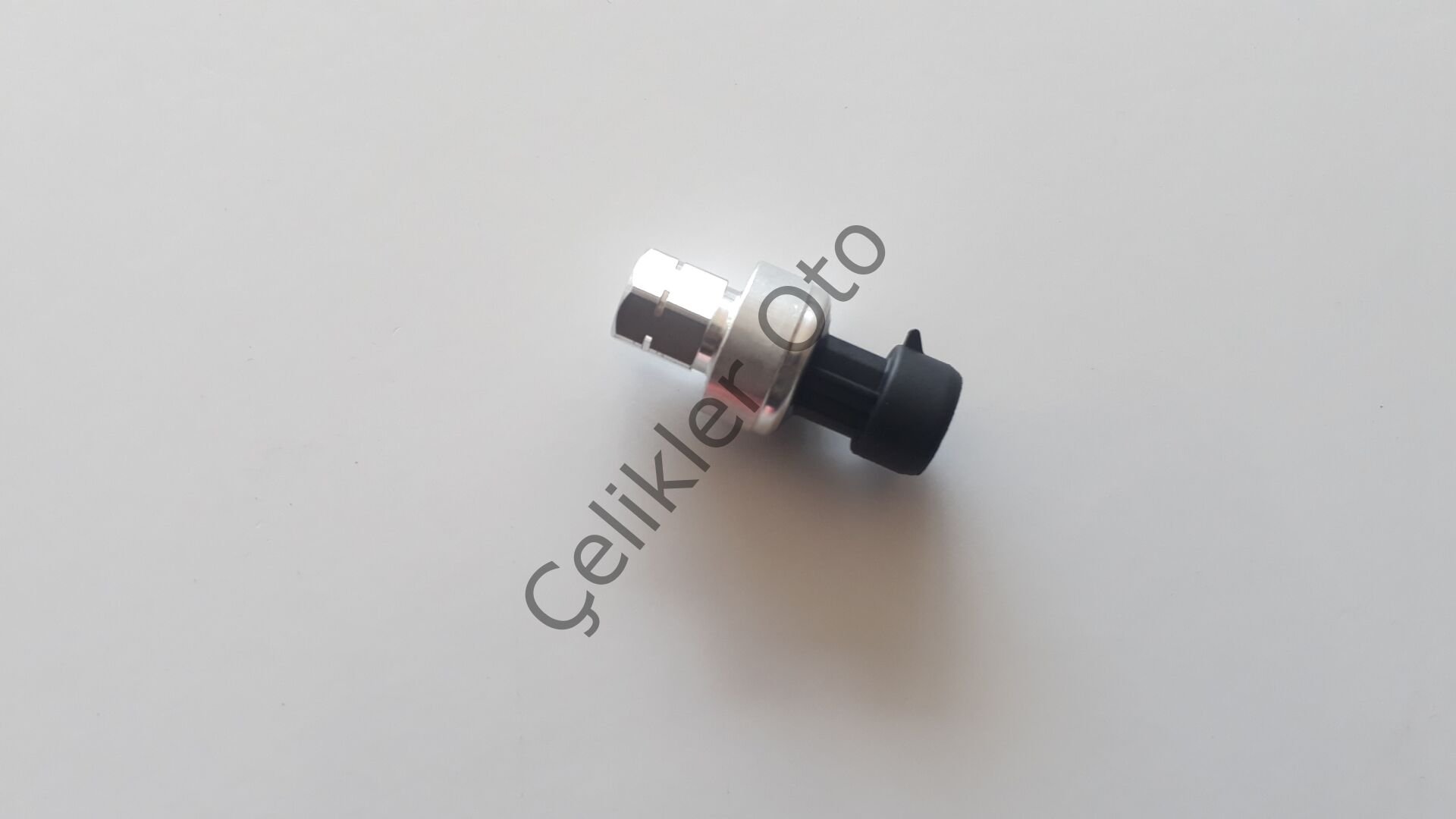 Klima Basınç Müşürü Megane 2 Clio 3 Kango 3 Megane 3 Master 7701205751