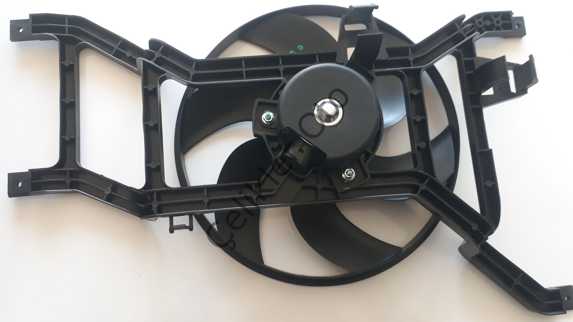 Fan Motoru Dacia Logan Sandero 214812180R