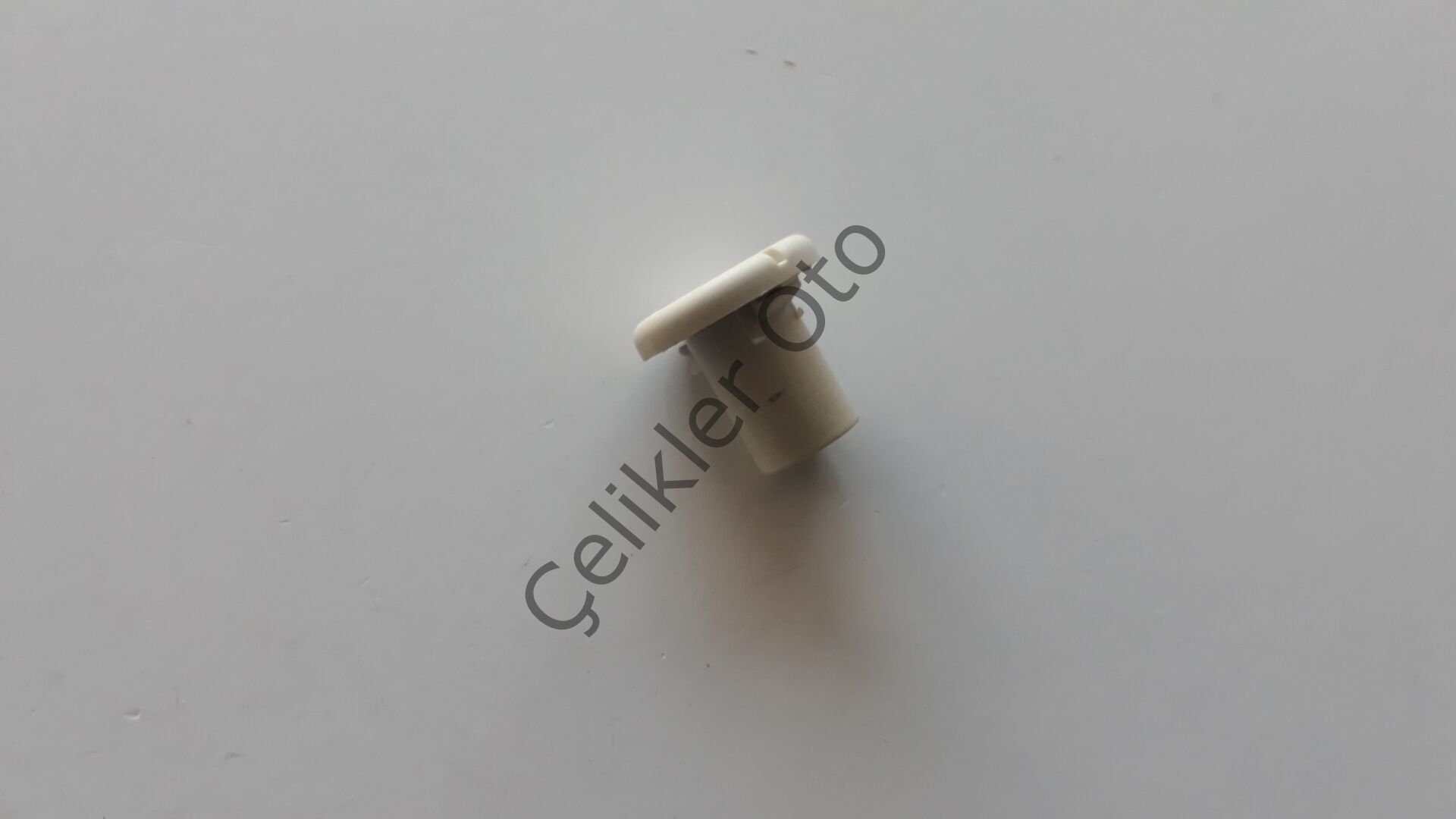 Dış Kapı Kolu Takozu Renault R9 R11 7700685863