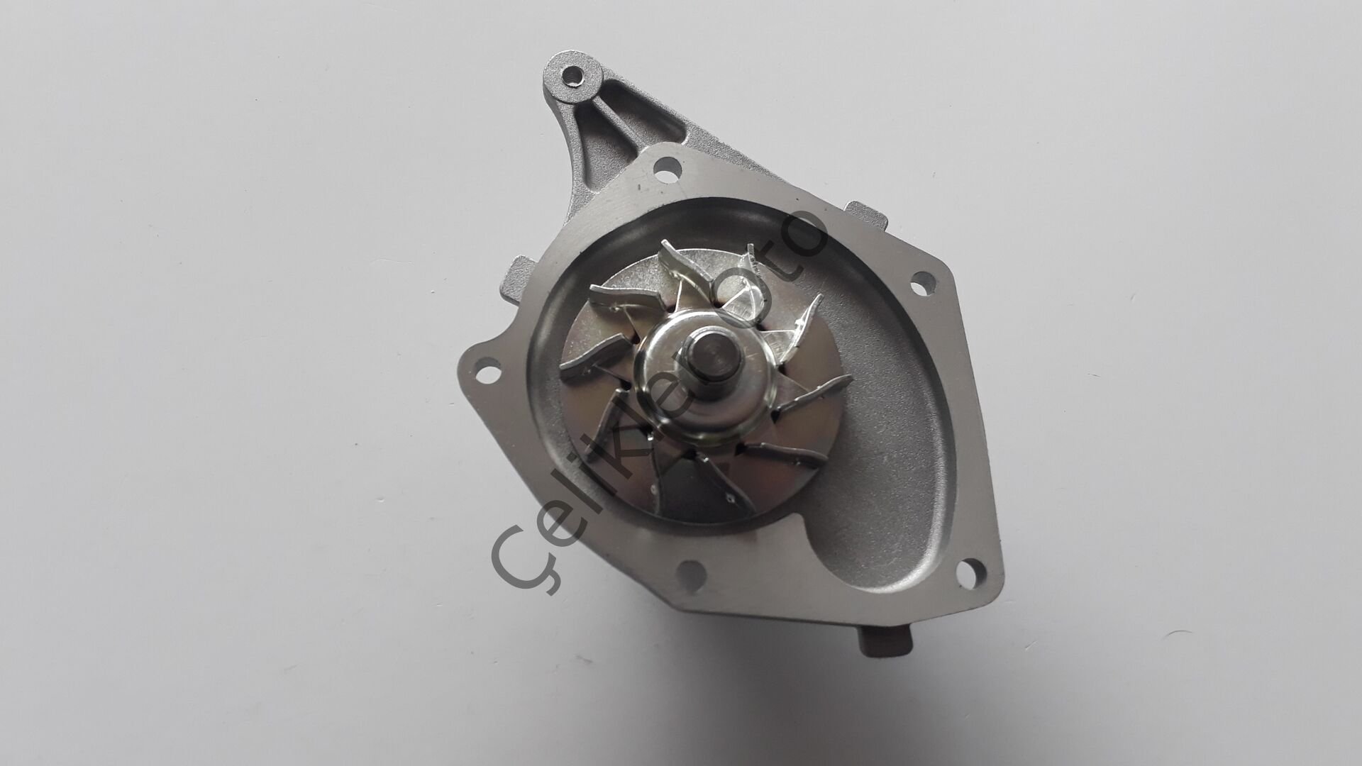 Su Pompası Devirdaim Clio Kango 1,5Dci K9K 7701476496
