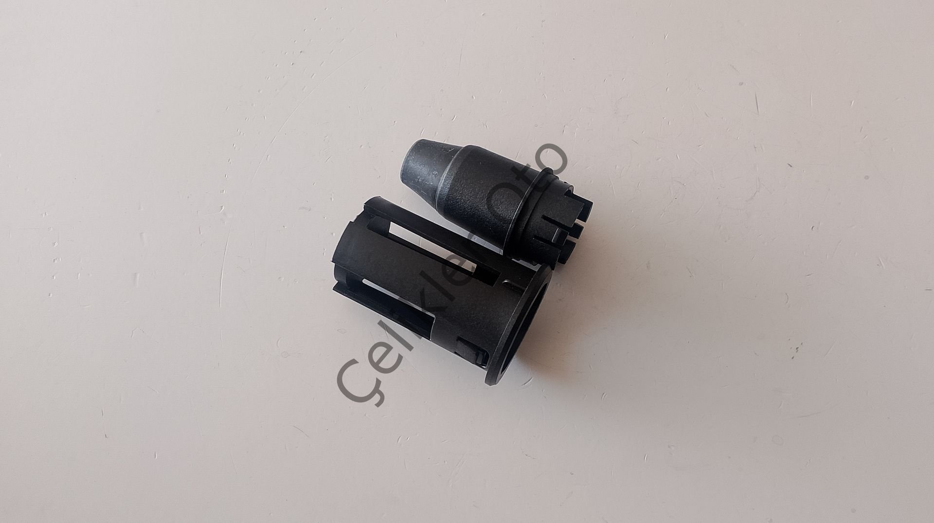 Motor Kaput Ayar Takozu Kango 3 540505076R