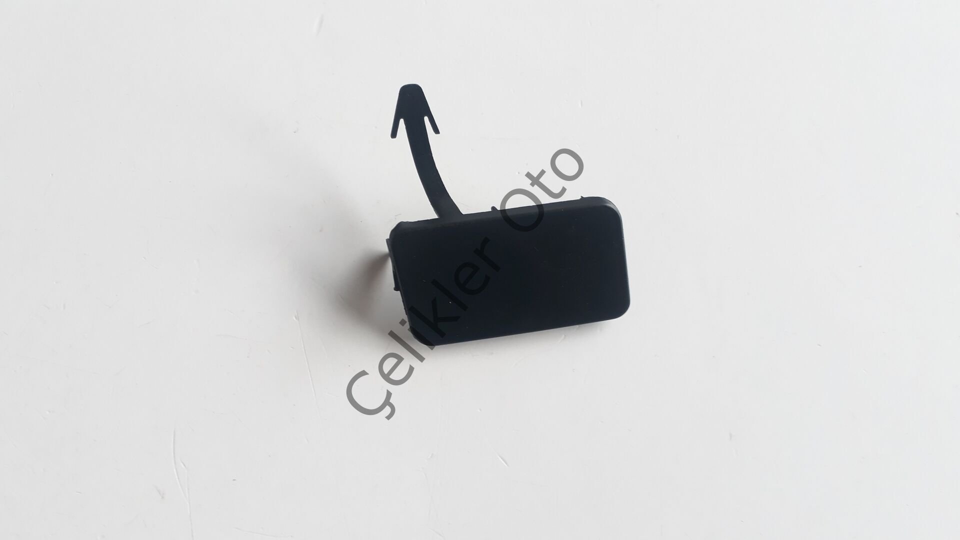 Arka Tampon Çeki Kapağı Clio Symbol 8200136885