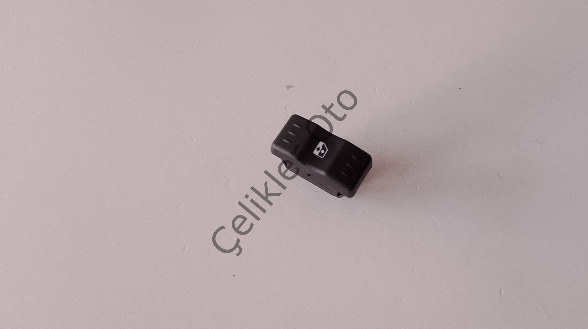 Cam Açma Anahtarı Düğmesi Dacia Logan 6001546816