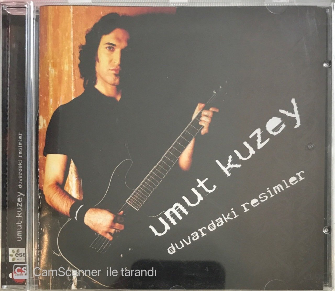 Umut Kuzey Duvardaki Resimler CD