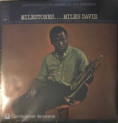 Miles Davis Milestones LP