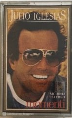 Julio Iglesias Momenti KASET