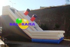 Titanik Şişme Kaydırak 9x6x7m