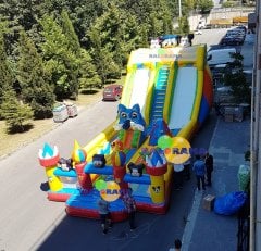 Dev Kaydıraklı Çizgi Karakterler Şişme Oyun Parkı 6x15x6m