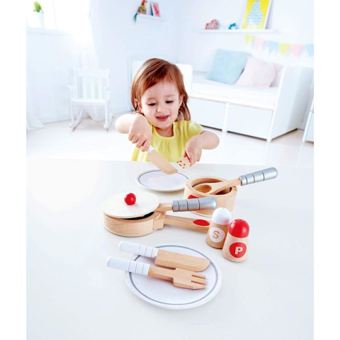 Hape Oyuncak Pişirme ve Servis Seti / Cook & Serve Set