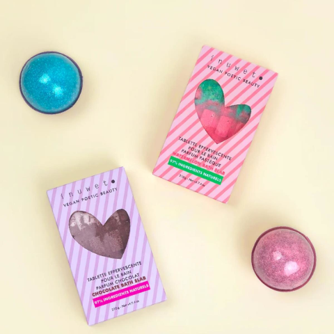 Inuwet Bath Bombes - Banyo Bombası // Blackcurrant - Turquoise