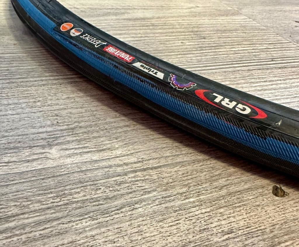 GRL 700X23 YARIŞ YOL BİSİKLETİ 1 MM ZIRHLI RENKLİ DIŞ LASTİK SİYAH/GRİ