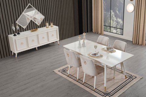 LİSA YEMEK ODASI