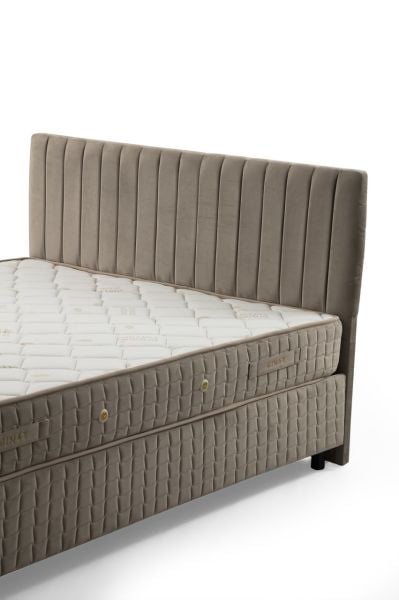 Sapphire Base Headboard Without Pad Bed Set