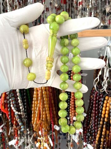 ÇUBUK MALZEMEDEN KATALİN YEŞİL KÜRE MODEL TESBİH