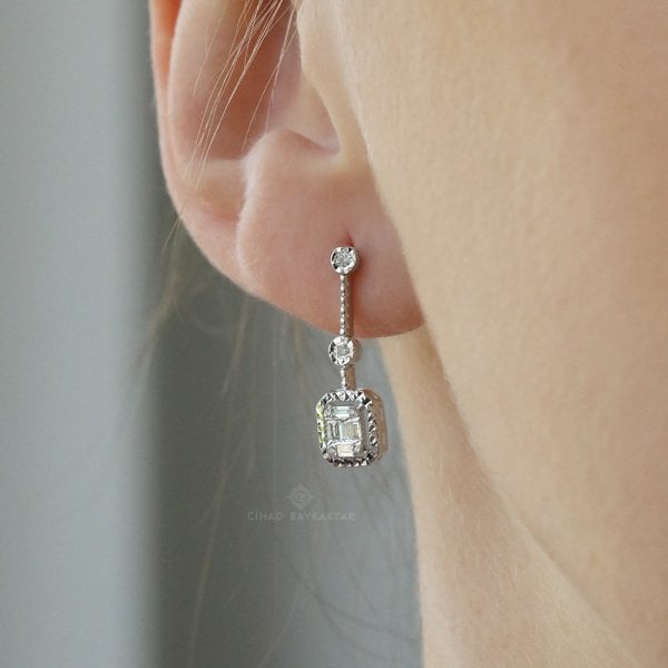 0.29 Ct.Baget Pırlanta Küpe