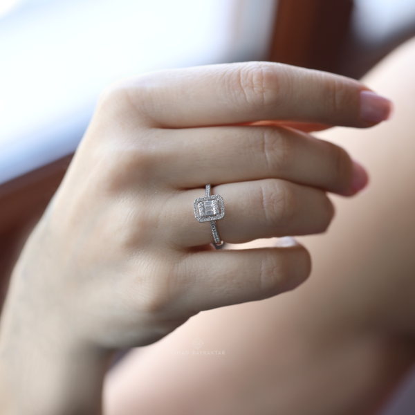0.32 Ct. Pırlanta Yüzük
