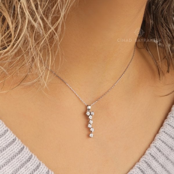 0,12 Ct. Fantazi Pırlanta Kolye