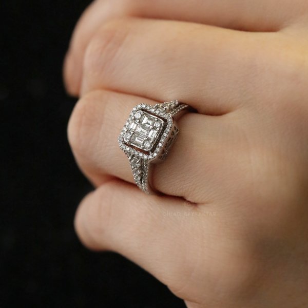 0,92 Ct. Baget Pırlanta Yüzük