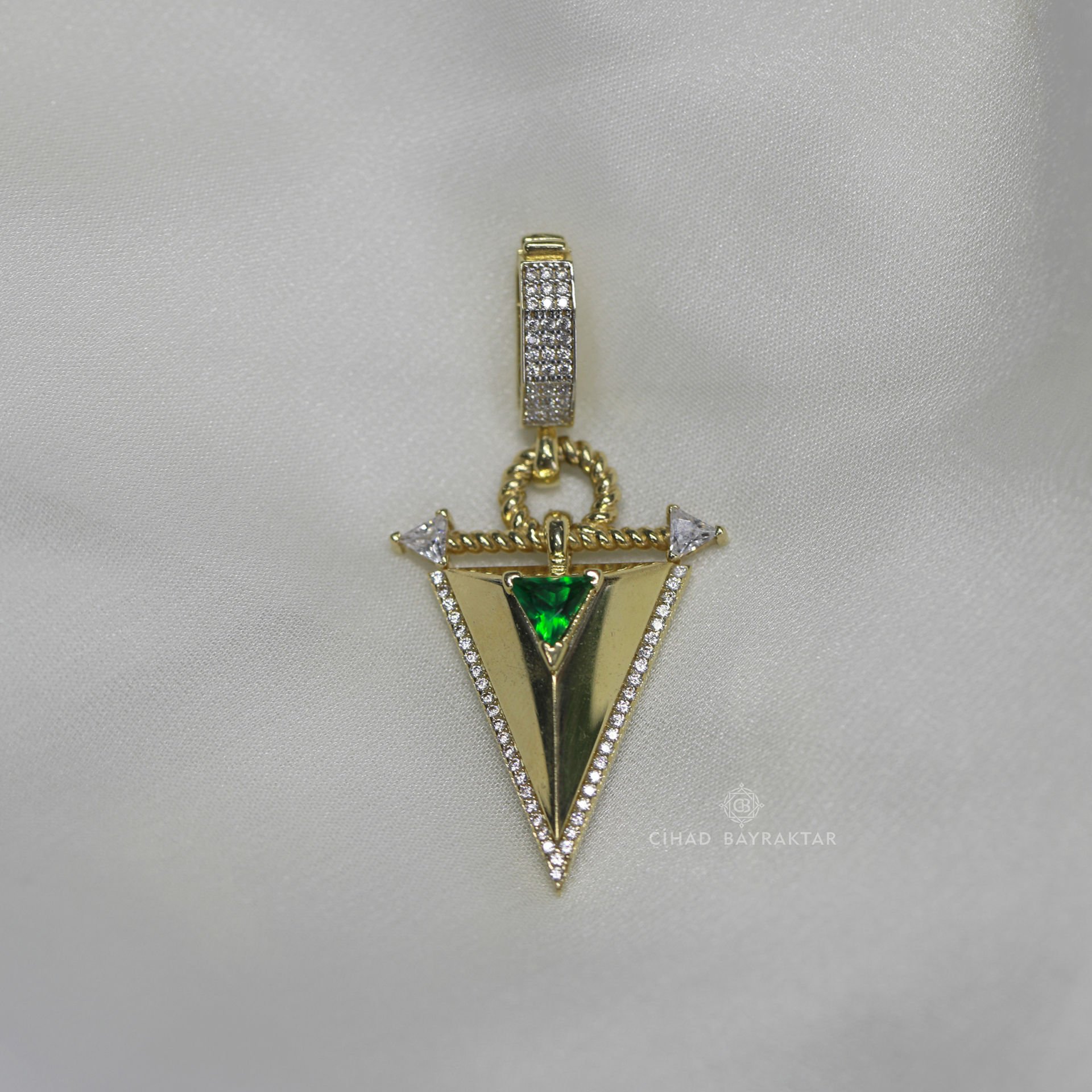 Yeşil Taşlı Charm