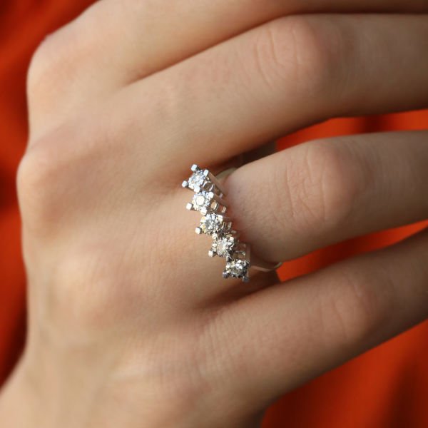 0,17 Ct. Pırlanta Beştaş Yüzük