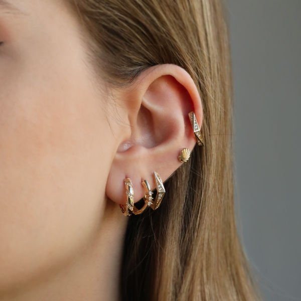 İstiridye Tragus Küpe