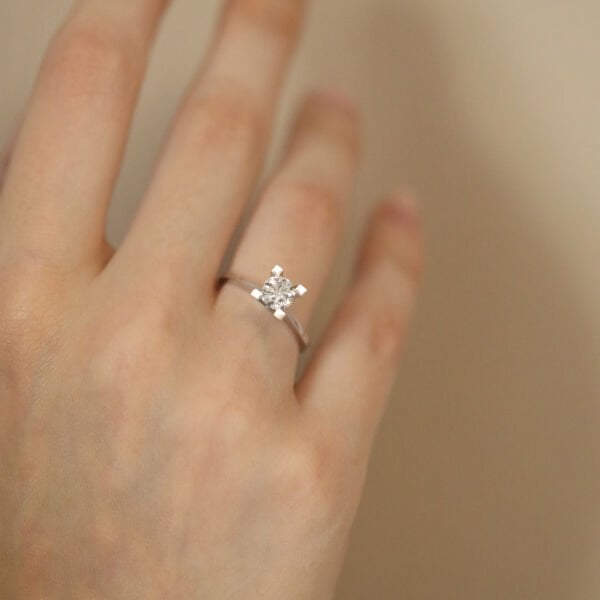 0,70 Ct. Pırlanta Yüzük