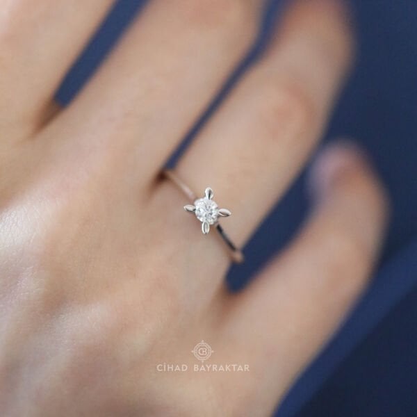 0,21 Ct. Pırlanta Yüzük