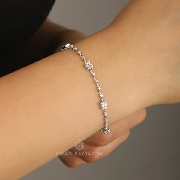 1,14 Ct. Su Yolu Pırlanta Bileklik