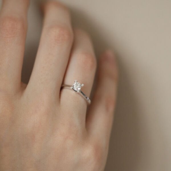0,51 Ct. Tek taş Pırlanta Yüzük