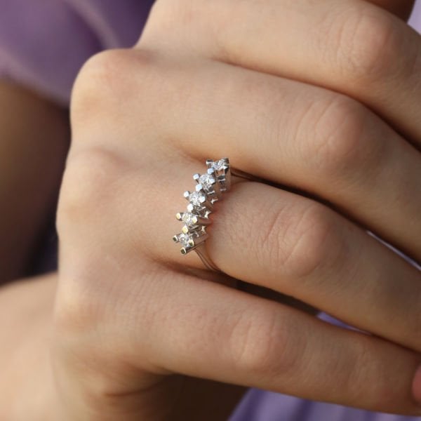 0,40 Ct. Pırlanta Beştaş Yüzük