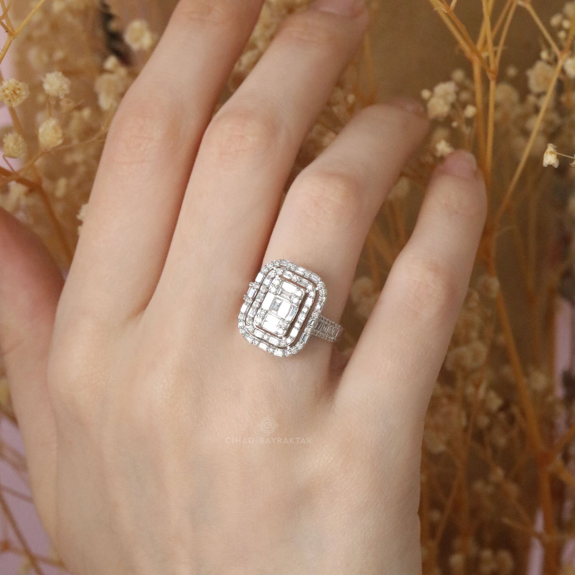 1,43 Ct. Baget Pırlanta Yüzük