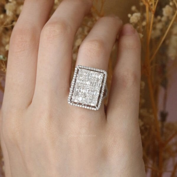 1,32 Ct. Baget Pırlanta Yüzük