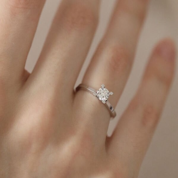 0,51 Ct. Tek taş Pırlanta Yüzük