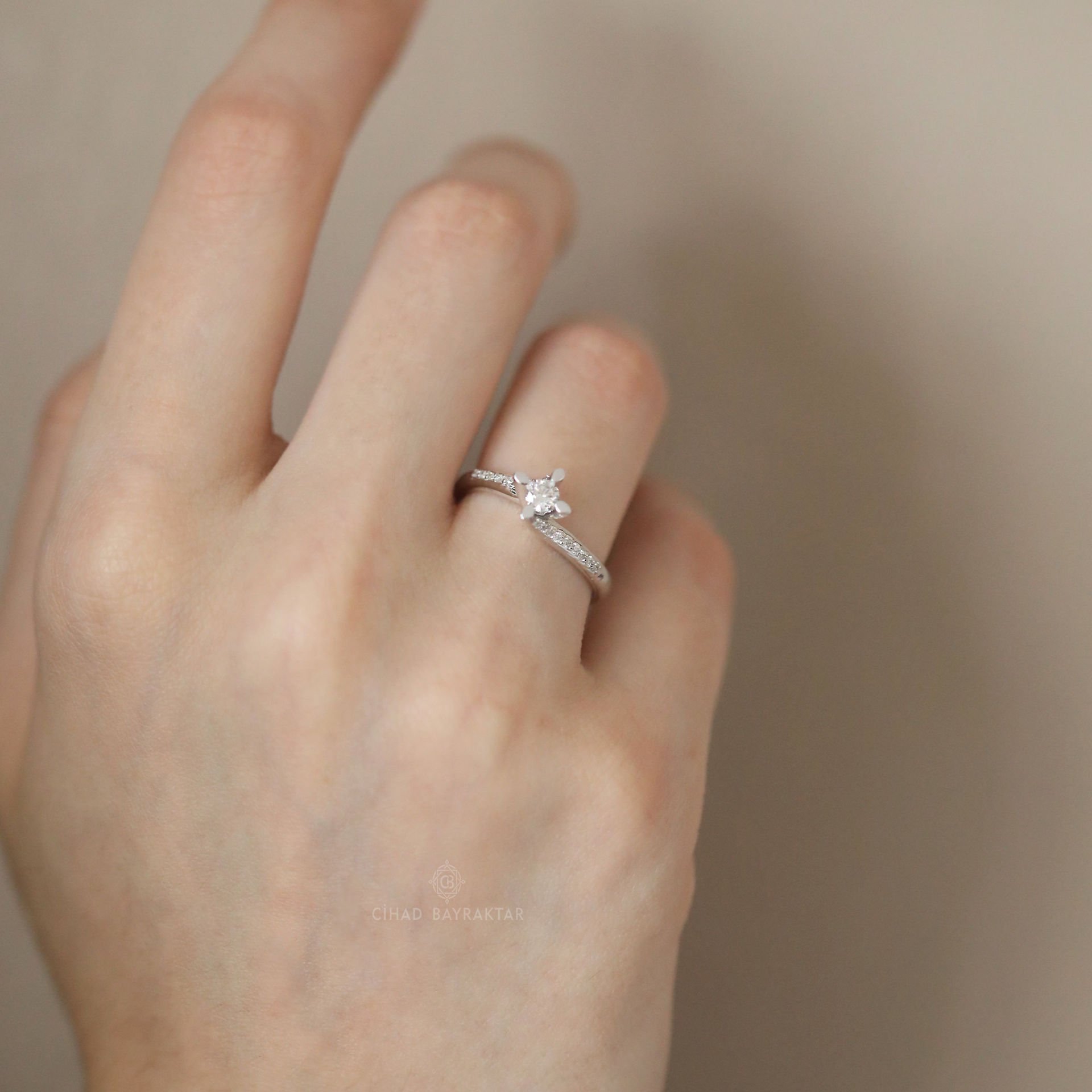 0,28 Ct.  Pırlanta Yüzük