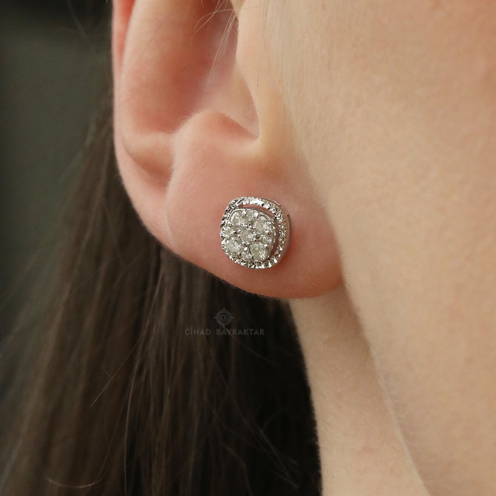 0.50 Ct.Baget Pırlanta Küpe