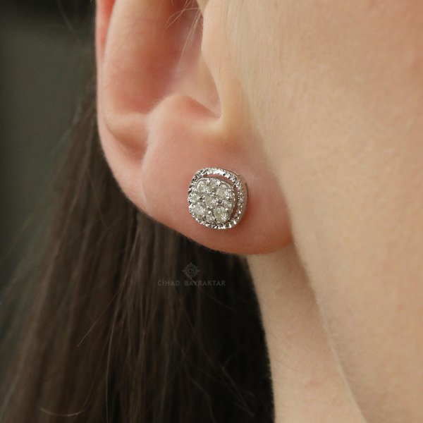 0.50 Ct.Baget Pırlanta Küpe