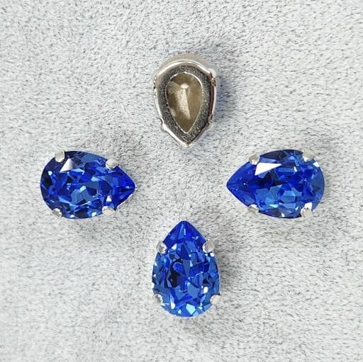 KRYS　LOVE SWAROVSKI Swarovski 6228 14mm Crystal Bermuda Blue (001BBL) - Kalp