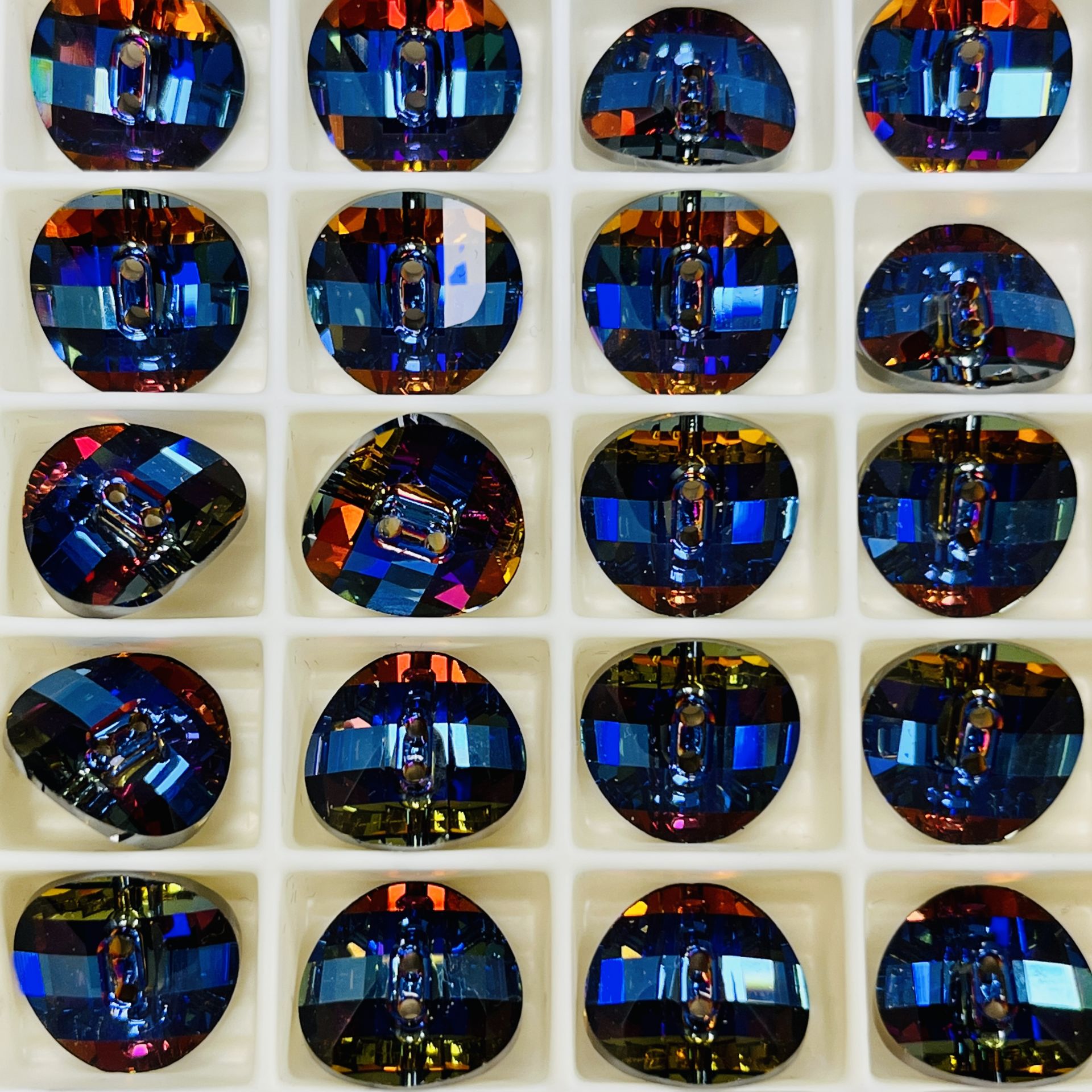 3016 12mm Crystal Meridian Blue (001MBL) Kristal Düğme